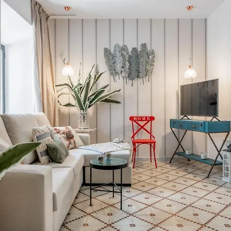 Dreams Of Old Town * מארבלה